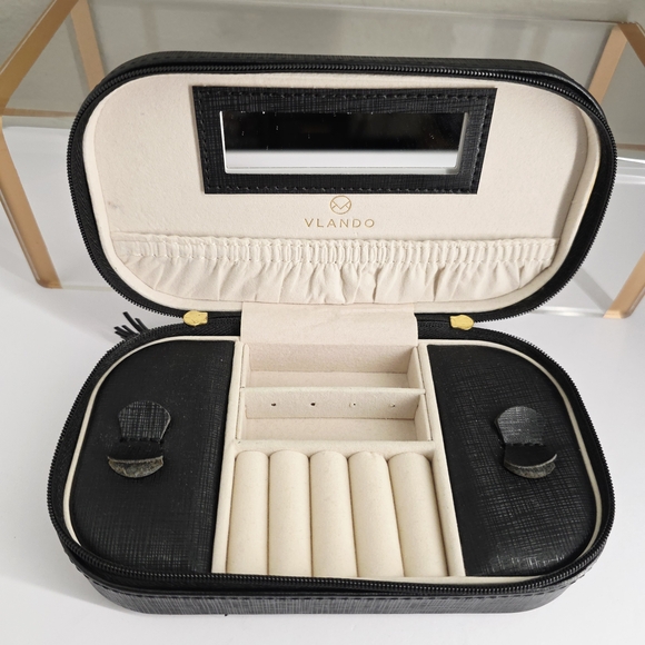 Vlando Black Jewelry Organizer Bag - Picture 2 of 10